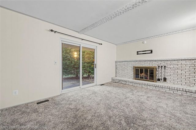 30121 Woodhouse Drive, Warren, MI 48092