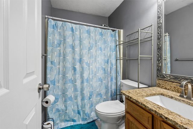 495 Bel Aire Drive, Waukee, IA 50263