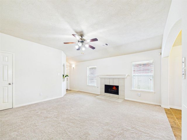 806 Rocky Rose Court, La Marque, TX 77568