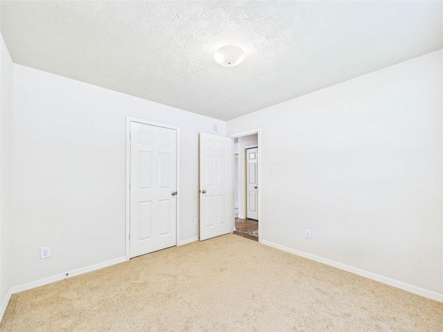 806 Rocky Rose Court, La Marque, TX 77568