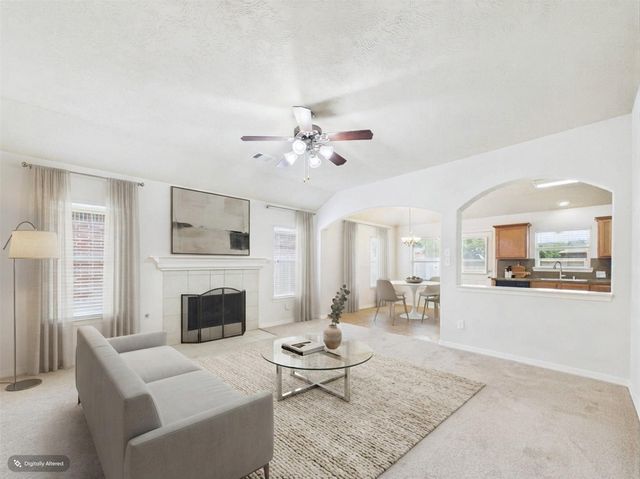 806 Rocky Rose Court, La Marque, TX 77568