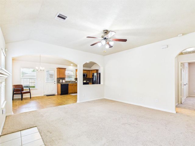 806 Rocky Rose Court, La Marque, TX 77568