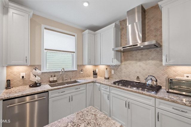 2301 Flycatcher Lane, Fuquay Varina, NC 27526