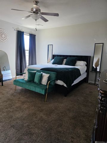 8828 Cherry Laurel Ave, Zachary, LA 70791