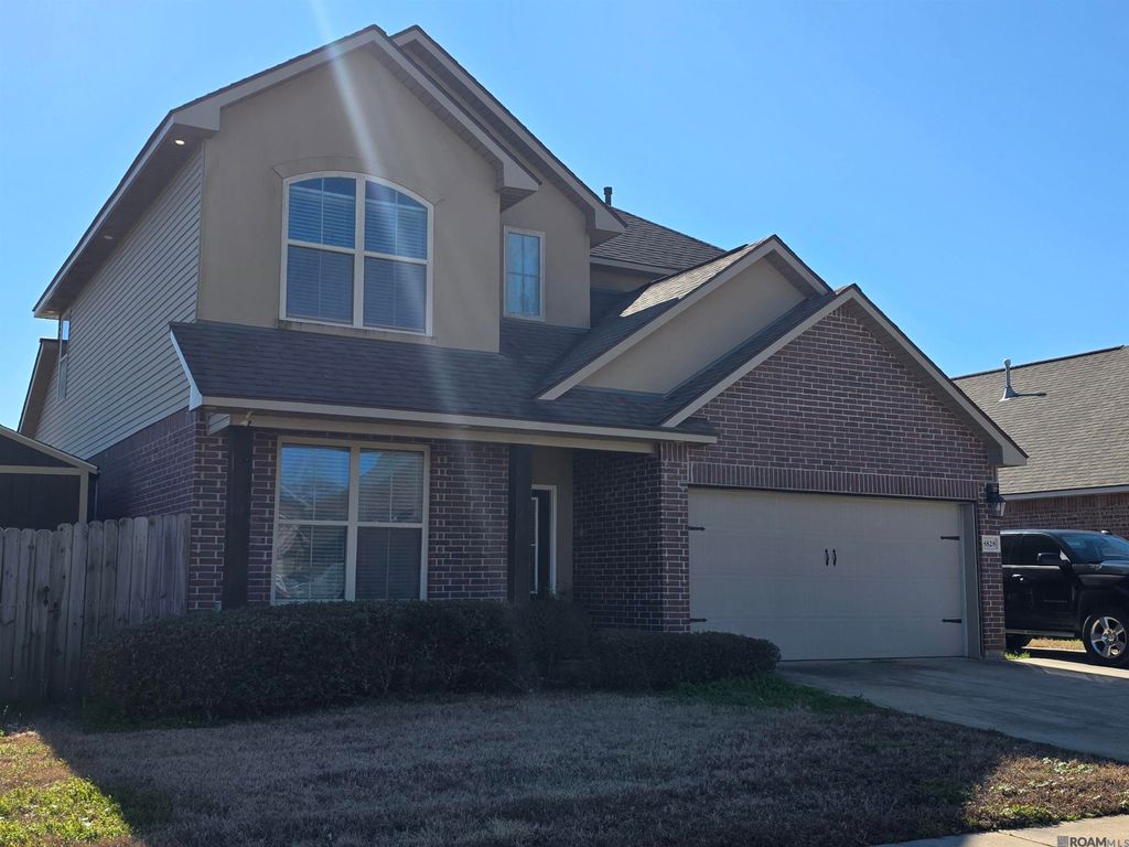 8828 Cherry Laurel Ave, Zachary, LA 70791