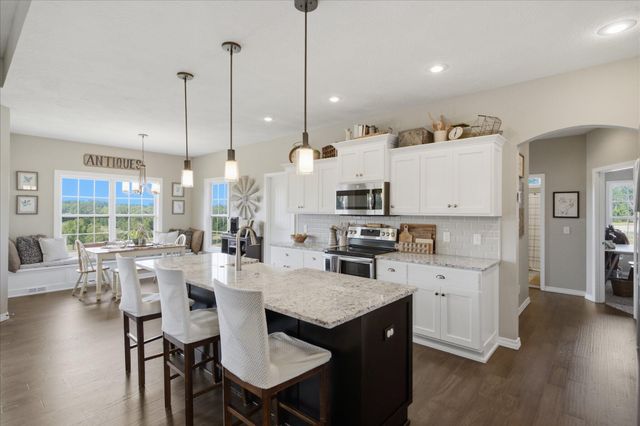 1337 W Rosedale Road, Nixa, MO 65714