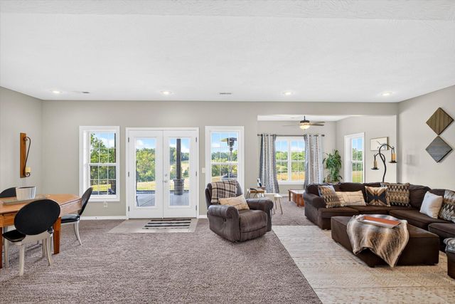 1337 W Rosedale Road, Nixa, MO 65714