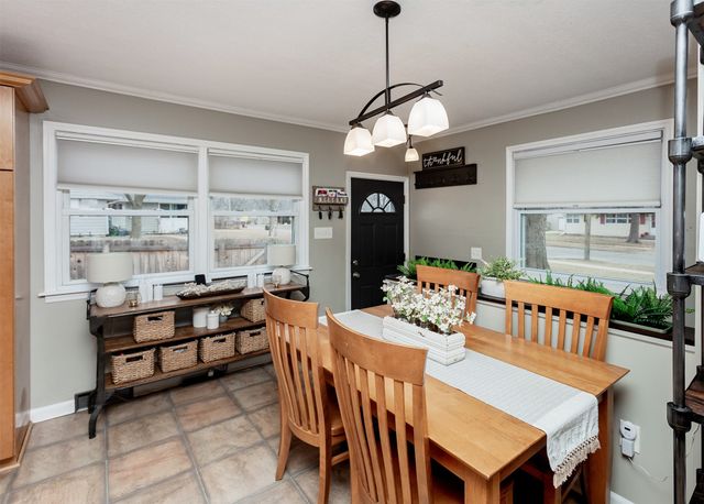 2301 Prospect Avenue, West Des Moines, IA 50265