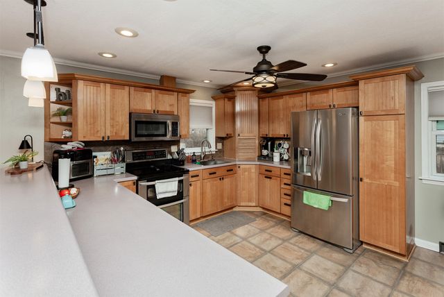 2301 Prospect Avenue, West Des Moines, IA 50265