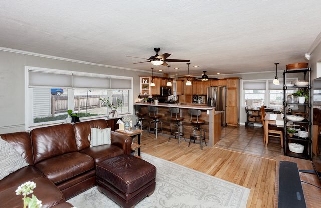 2301 Prospect Avenue, West Des Moines, IA 50265