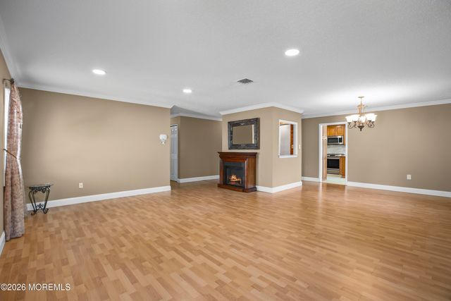 93 Idolstone Lane, Matawan, NJ 07747