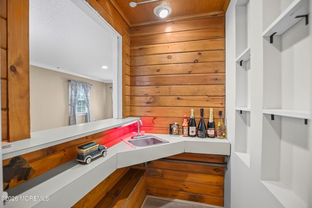93 Idolstone Lane, Matawan, NJ 07747