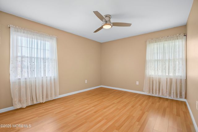 93 Idolstone Lane, Matawan, NJ 07747