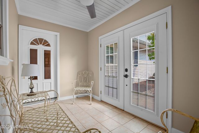 93 Idolstone Lane, Matawan, NJ 07747
