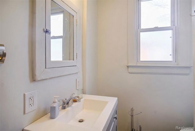 4746 Chopin Street, Detroit, MI 48210