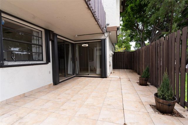 11033 SW 132nd Ct 14-4, Miami, FL 33186