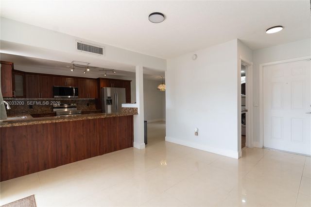 11033 SW 132nd Ct 14-4, Miami, FL 33186