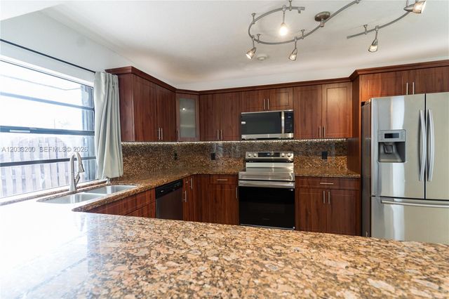 11033 SW 132nd Ct 14-4, Miami, FL 33186