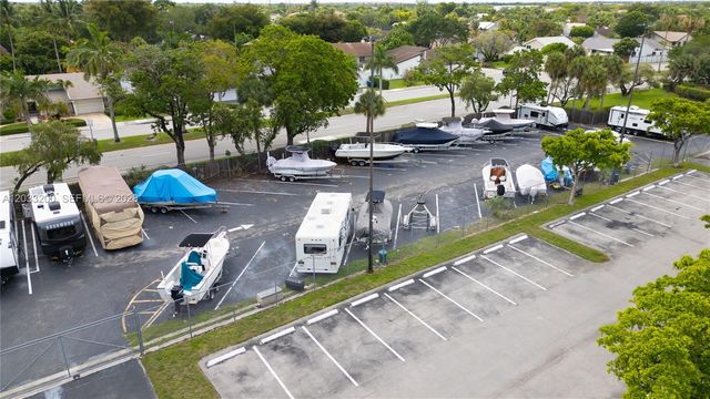 11033 SW 132nd Ct 14-4, Miami, FL 33186