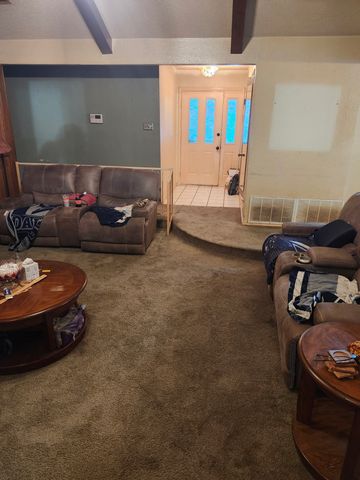 609 Betsy Ross Drive, Arlington, TX 76002