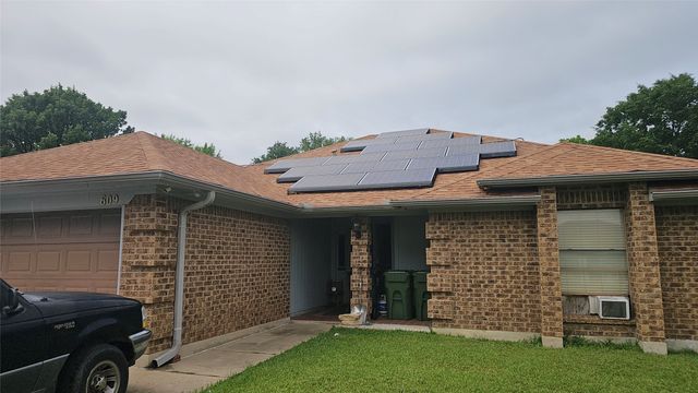 609 Betsy Ross Drive, Arlington, TX 76002