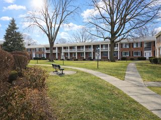 29460 Hoover Road, Warren, MI 48093