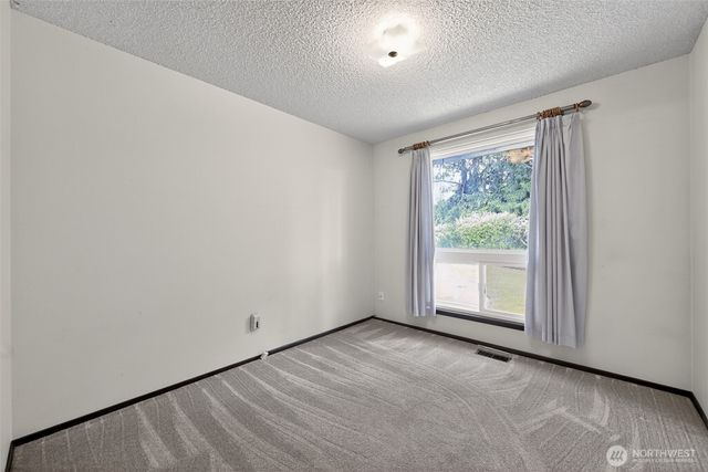862 136th Street Ct E, Tacoma, WA 98445