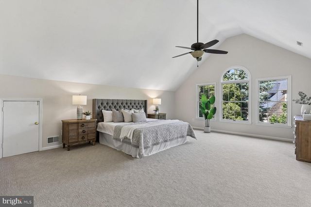 3 MOJAVE CT, Rockville, MD 20850