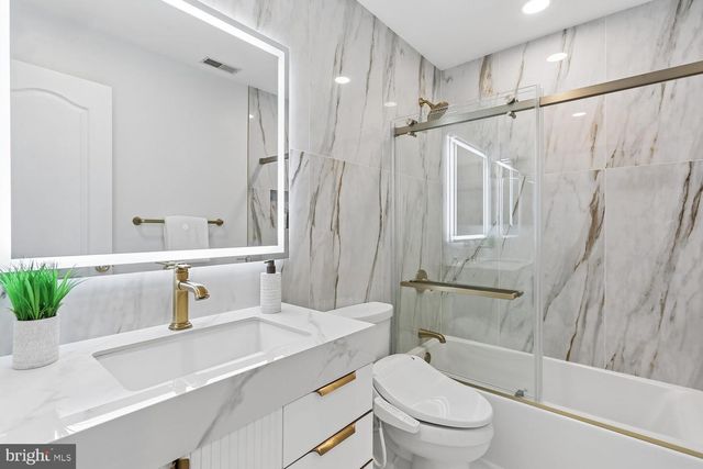 3 MOJAVE CT, Rockville, MD 20850