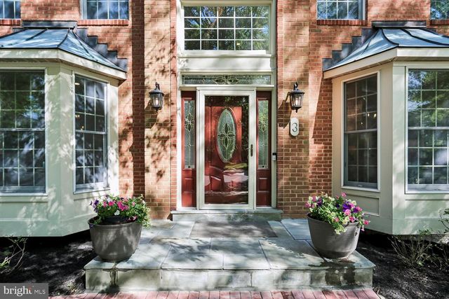 3 MOJAVE CT, Rockville, MD 20850
