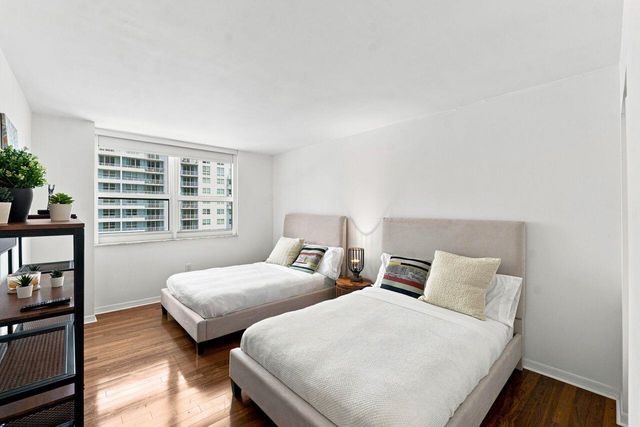 1155 BRICKELL BAY Drive 2802, Miami, FL 33131