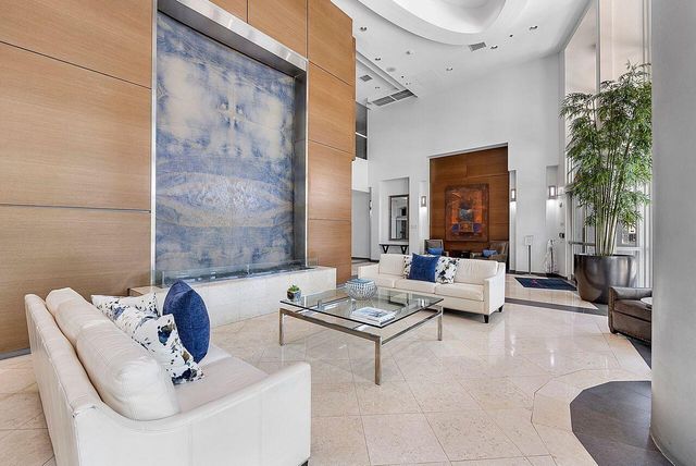 1155 BRICKELL BAY Drive 2802, Miami, FL 33131