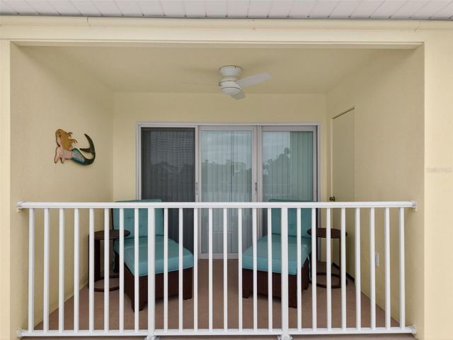12100 CAPRI CIRCLE S 203, Treasure Island, FL 33706