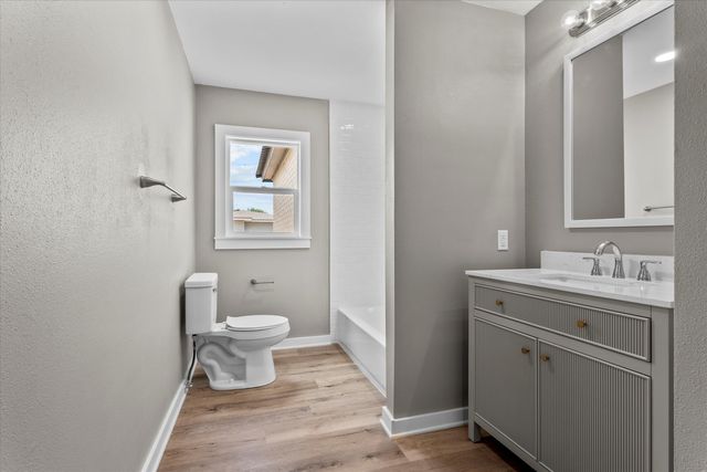 202 W Jackson Street, Levelland, TX 79336