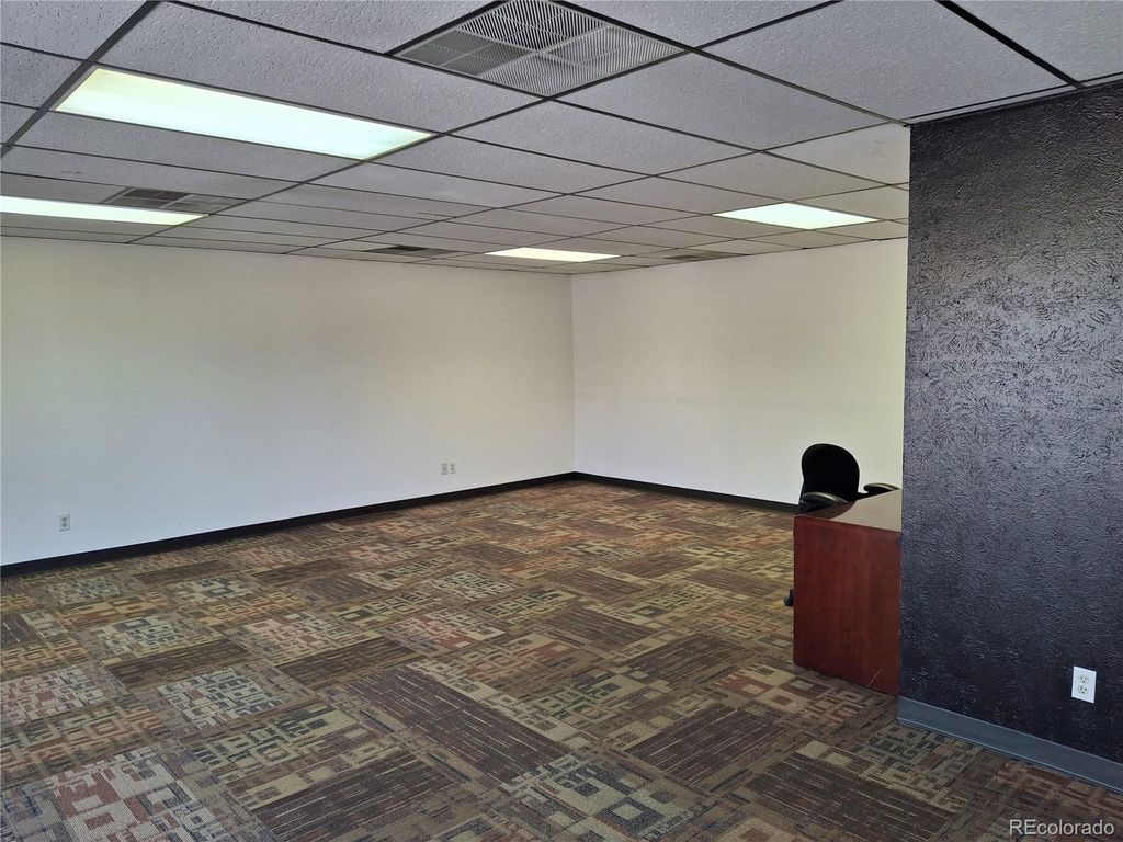 700 Billings Street P, Aurora, CO 80011
