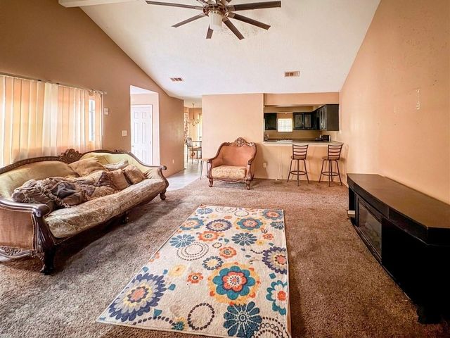 8702 Parkway Forest Drive, Houston, TX 77044