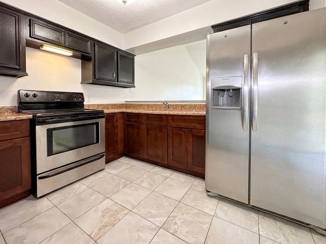 8702 Parkway Forest Drive, Houston, TX 77044