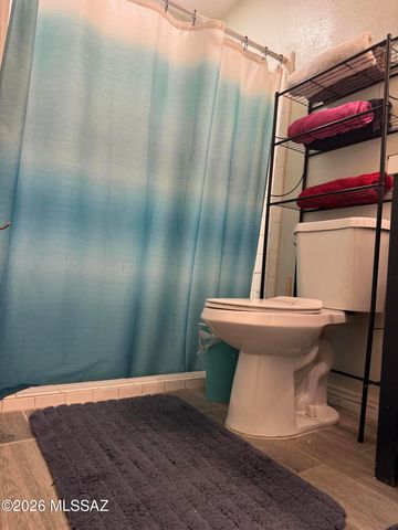1750 W Mountain Oak Lane, Tucson, AZ 85746