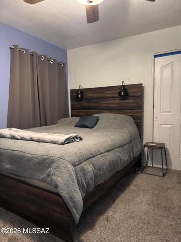 1750 W Mountain Oak Lane, Tucson, AZ 85746
