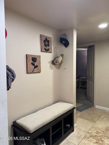 1750 W Mountain Oak Lane, Tucson, AZ 85746