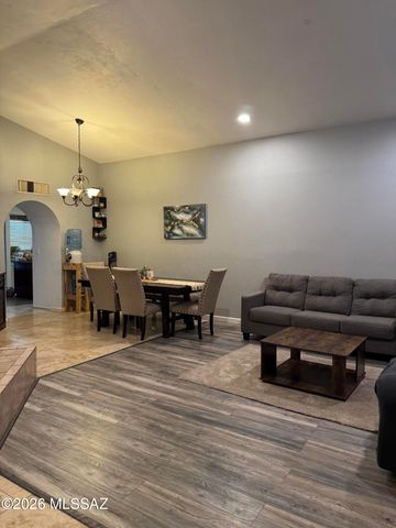 1750 W Mountain Oak Lane, Tucson, AZ 85746