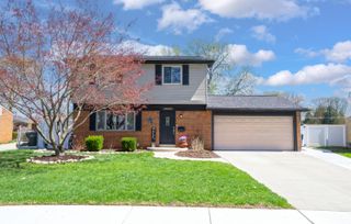 38202 Tottenham Road, Sterling Heights City, MI 48312