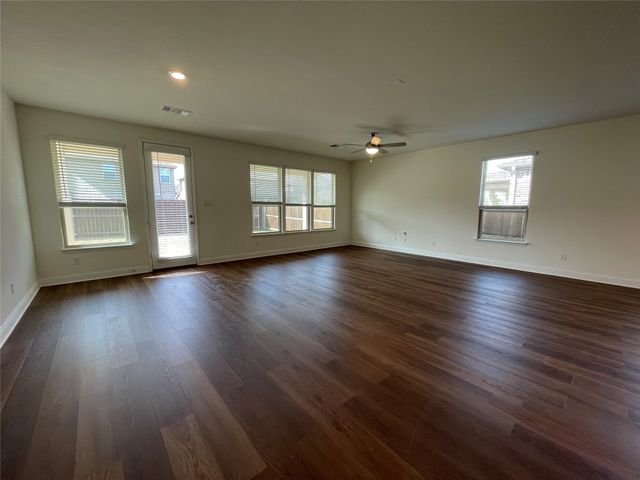 920 WAGGONER Drive, Aubrey, TX 76227