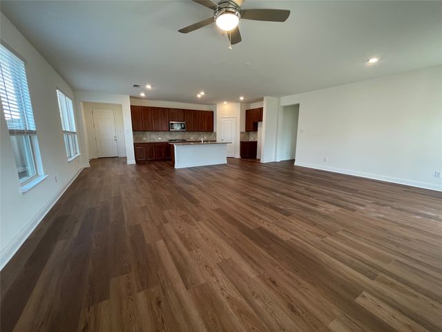 920 WAGGONER Drive, Aubrey, TX 76227