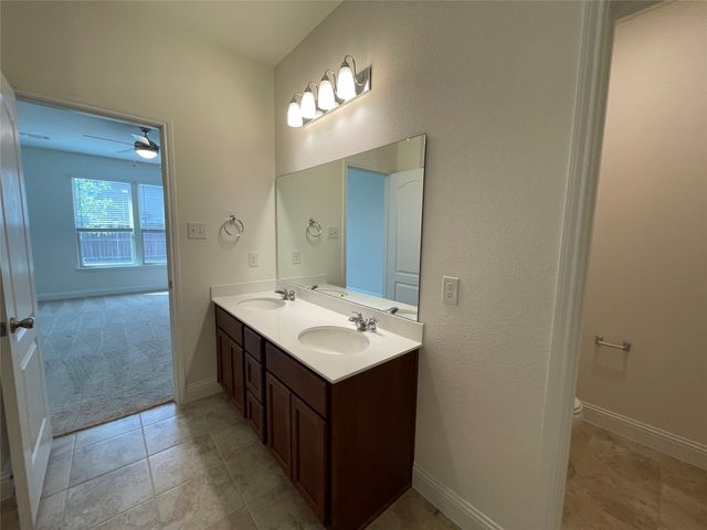 920 WAGGONER Drive, Aubrey, TX 76227