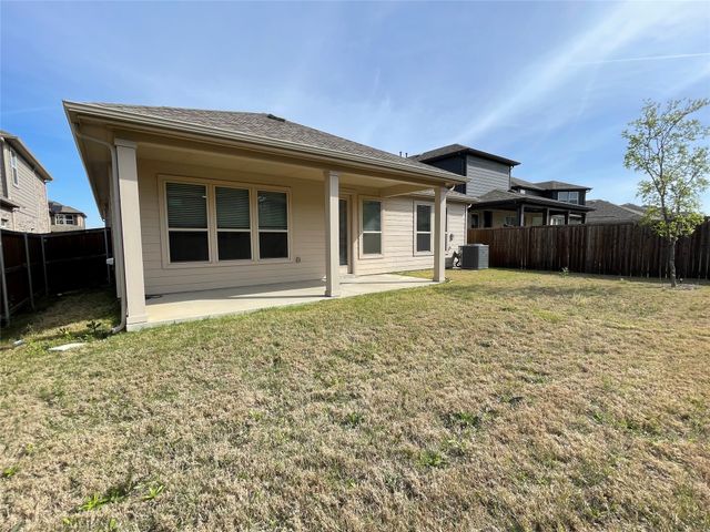 920 WAGGONER Drive, Aubrey, TX 76227