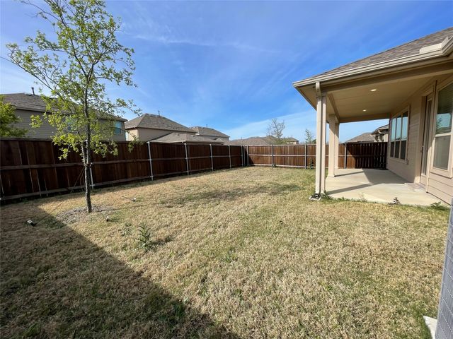 920 WAGGONER Drive, Aubrey, TX 76227