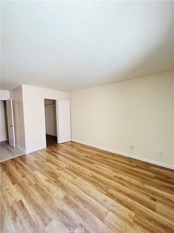 1001 W Macarthur, Santa Ana, CA 92707