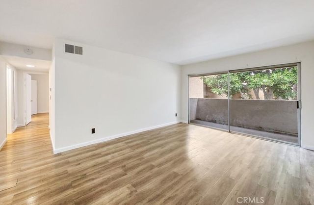 1001 W Macarthur, Santa Ana, CA 92707