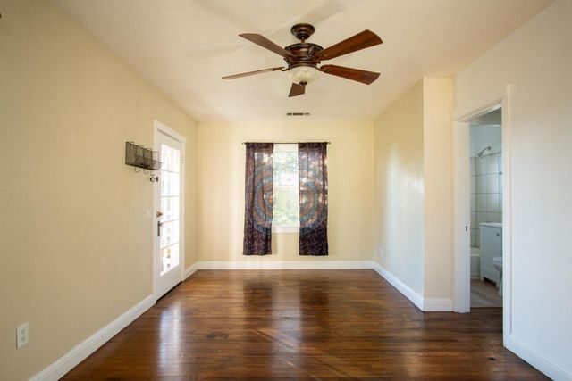 121 Aeolia Dr, Auburn, CA 95603